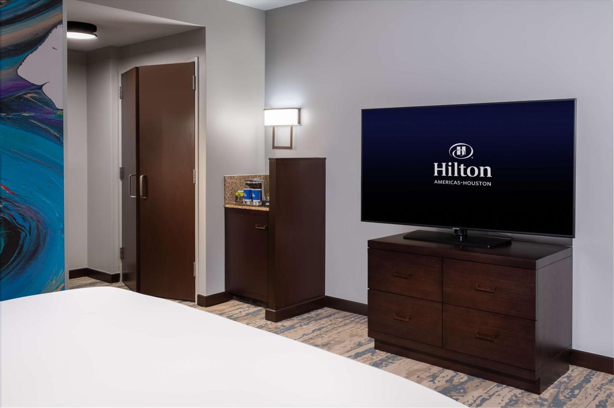 ホテル ヒルトン アメリカズ ヒューストン エクステリア 写真
